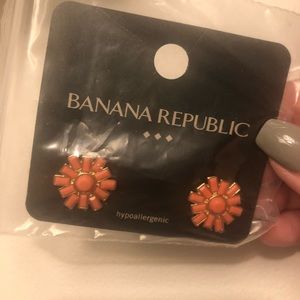 Banana Republic Coral And Gold Earrings